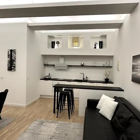 Stylish With Sauna In Old Town Apartman Tallinn